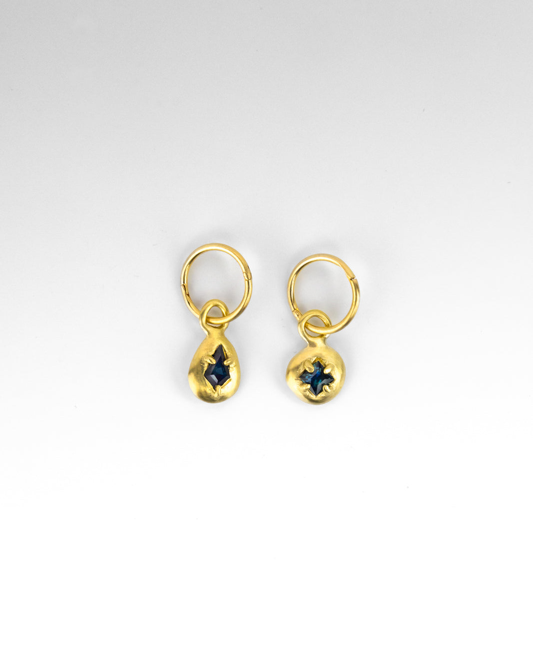 MISMATCH SAPPHIRE SLEEPERS - GOLD - Neij Jewellery, Earrings