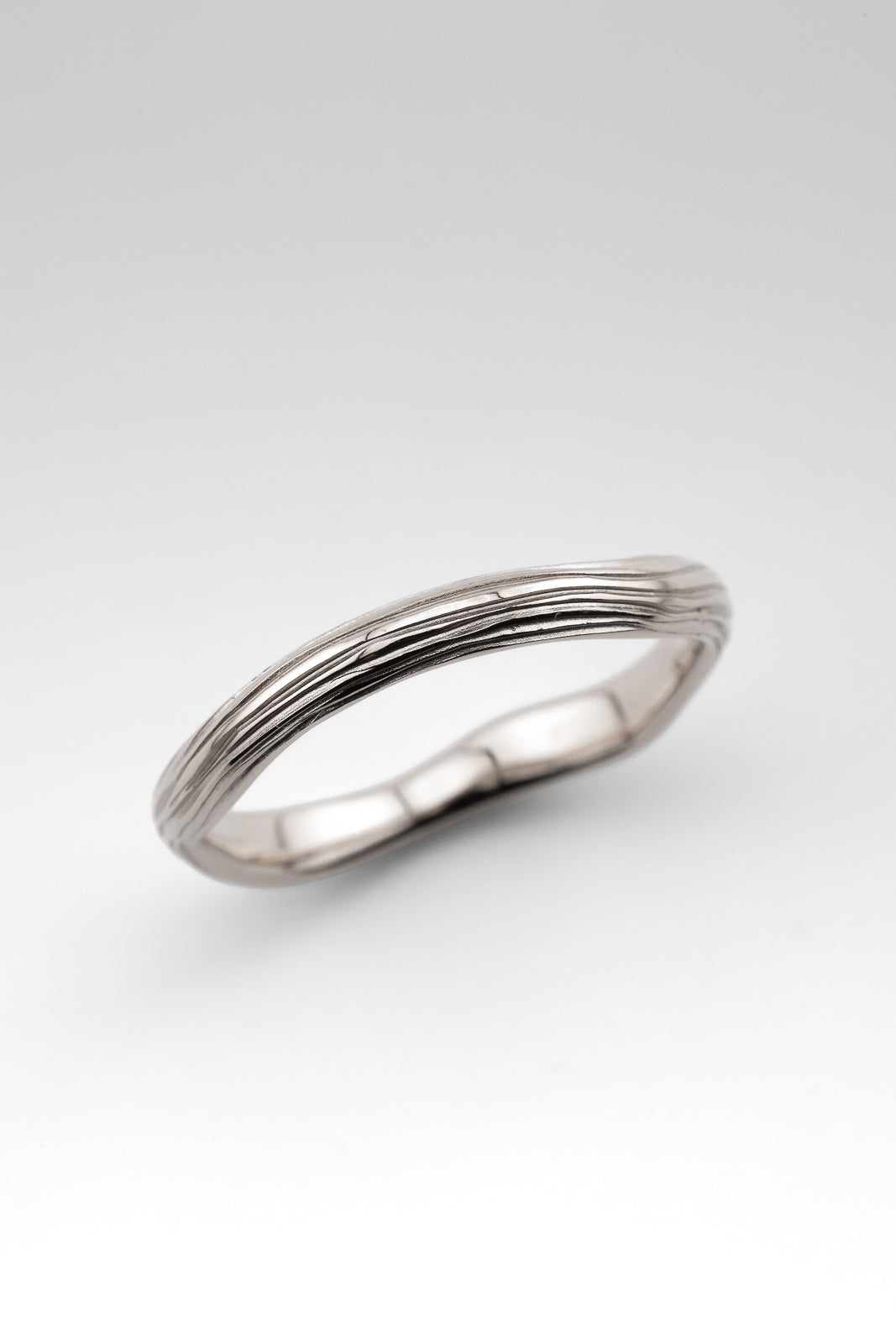 RHYTHM | WHITE GOLD