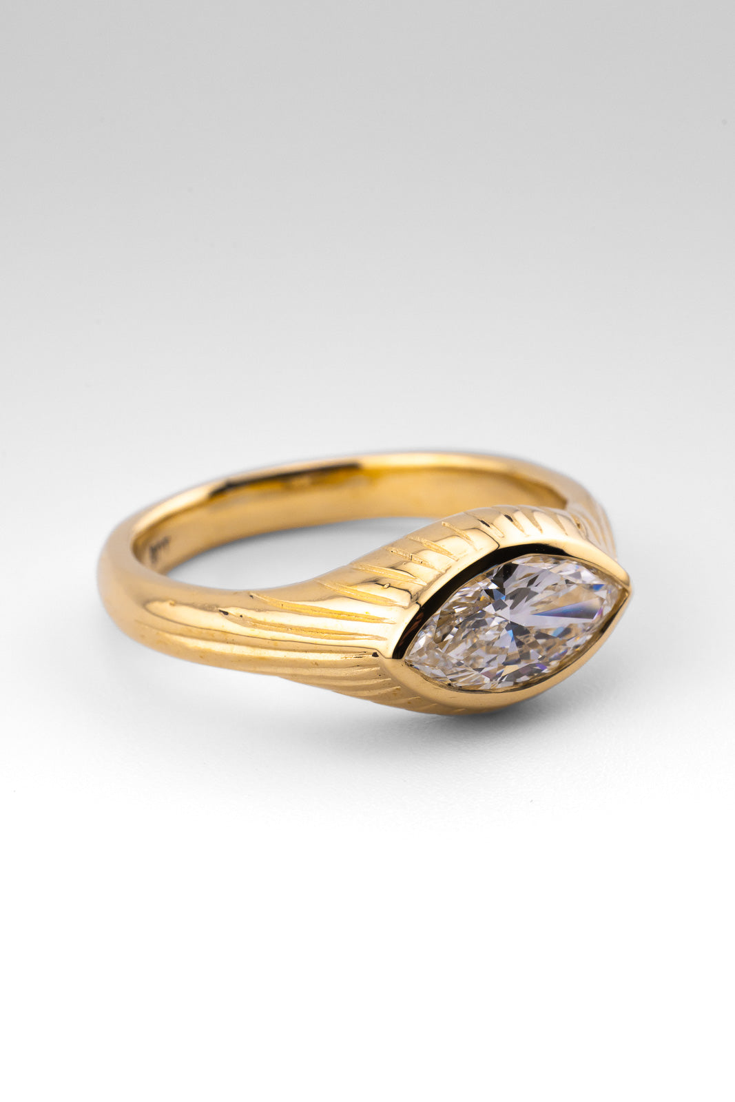 FILIPPA | SOLID GOLD
