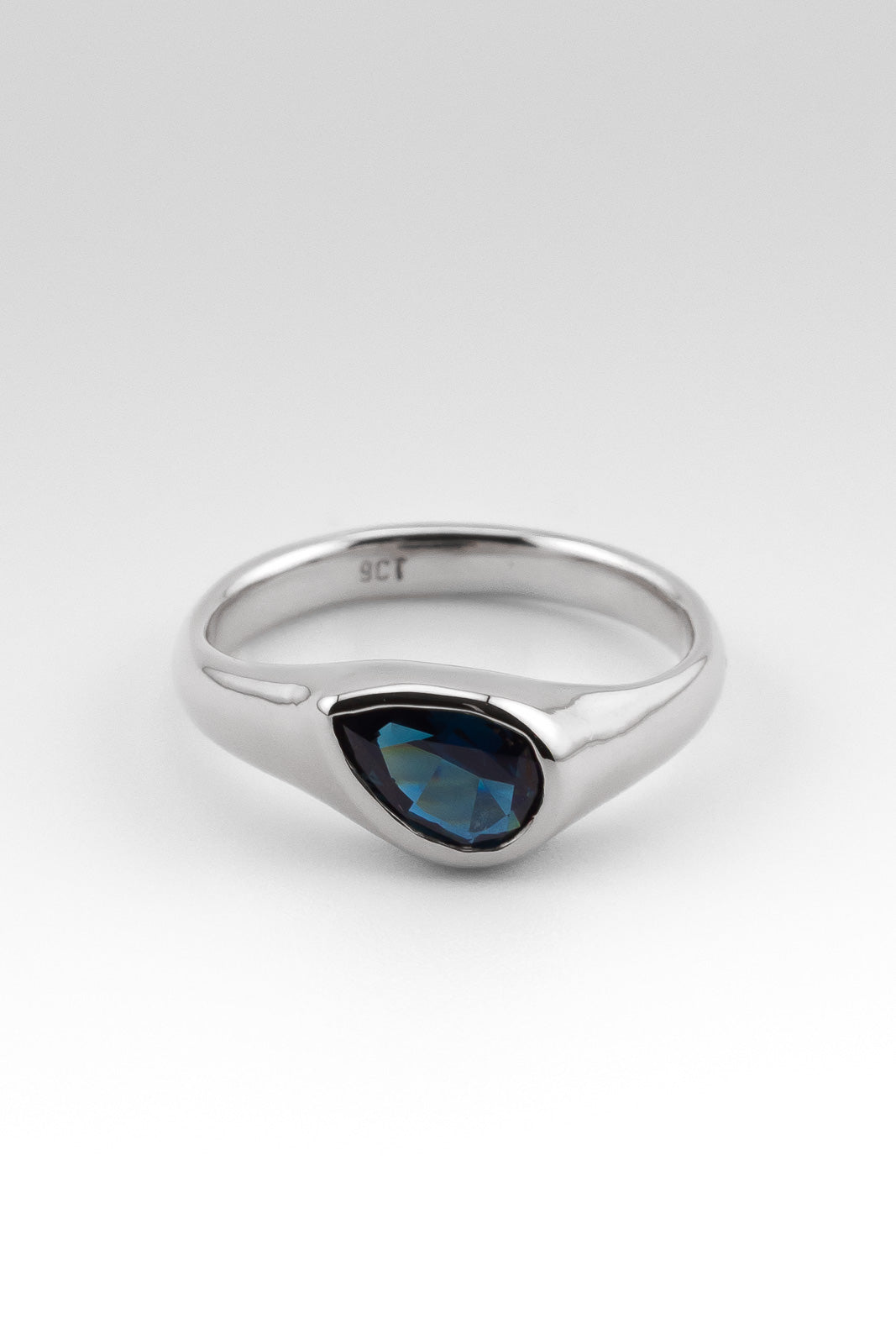 VINO no.2 | WHITE GOLD