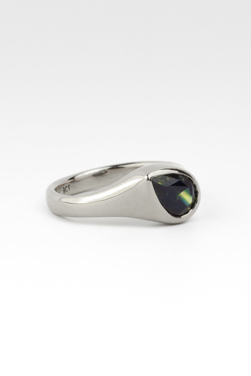 VINO no.2 | WHITE GOLD - Neij Jewellery, Rings