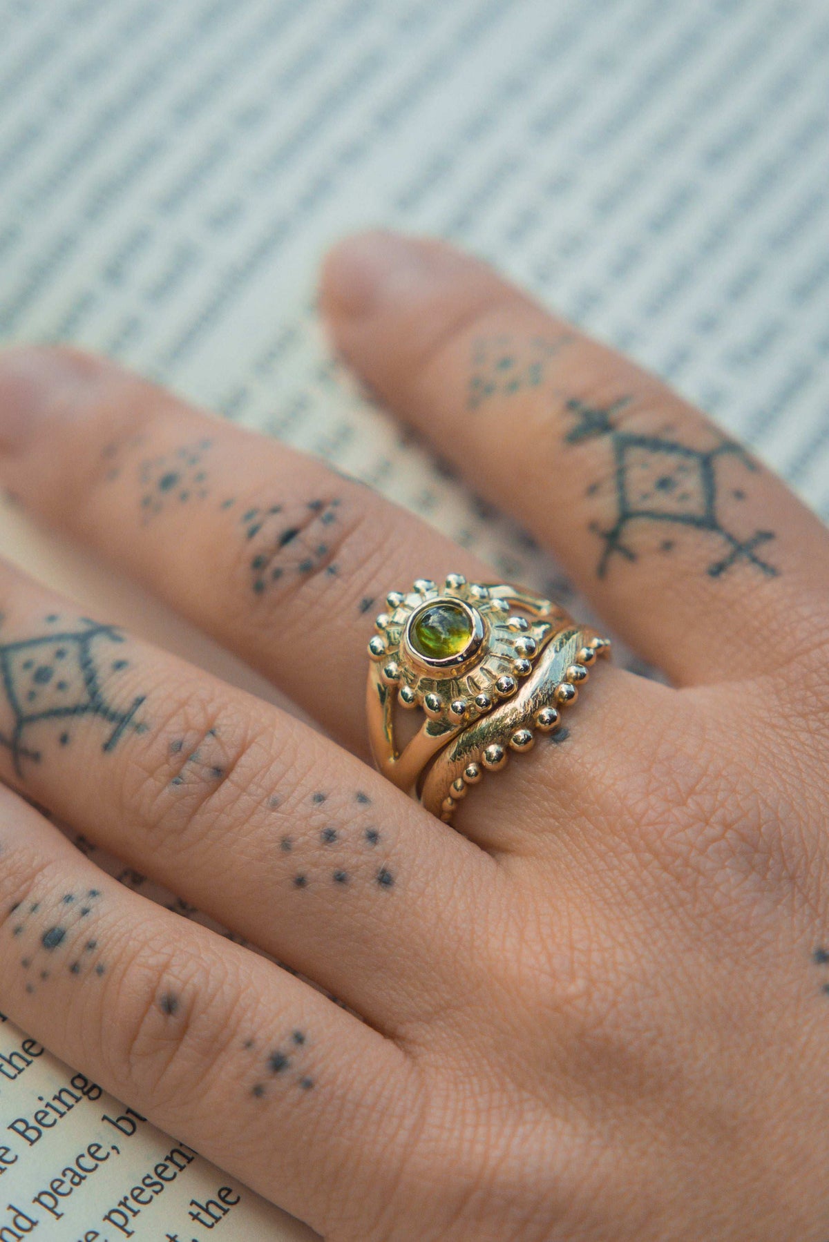 DIVINE PERIDOT - Size O - Neij Jewellery