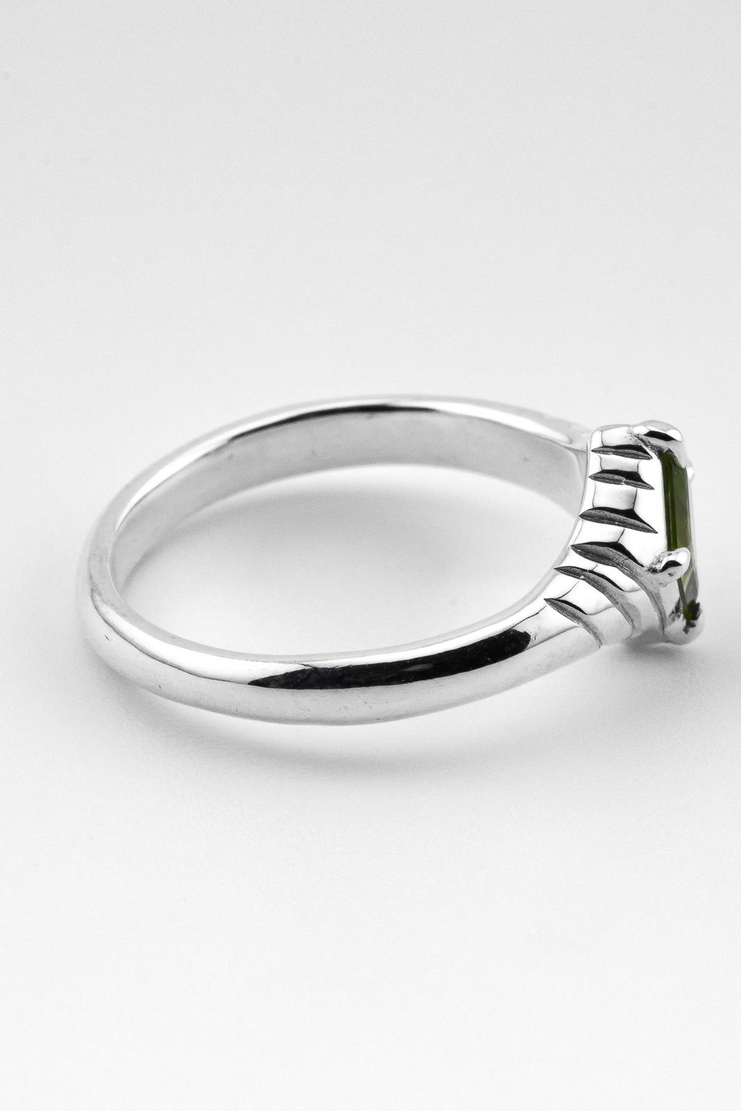 ESKER | SILVER