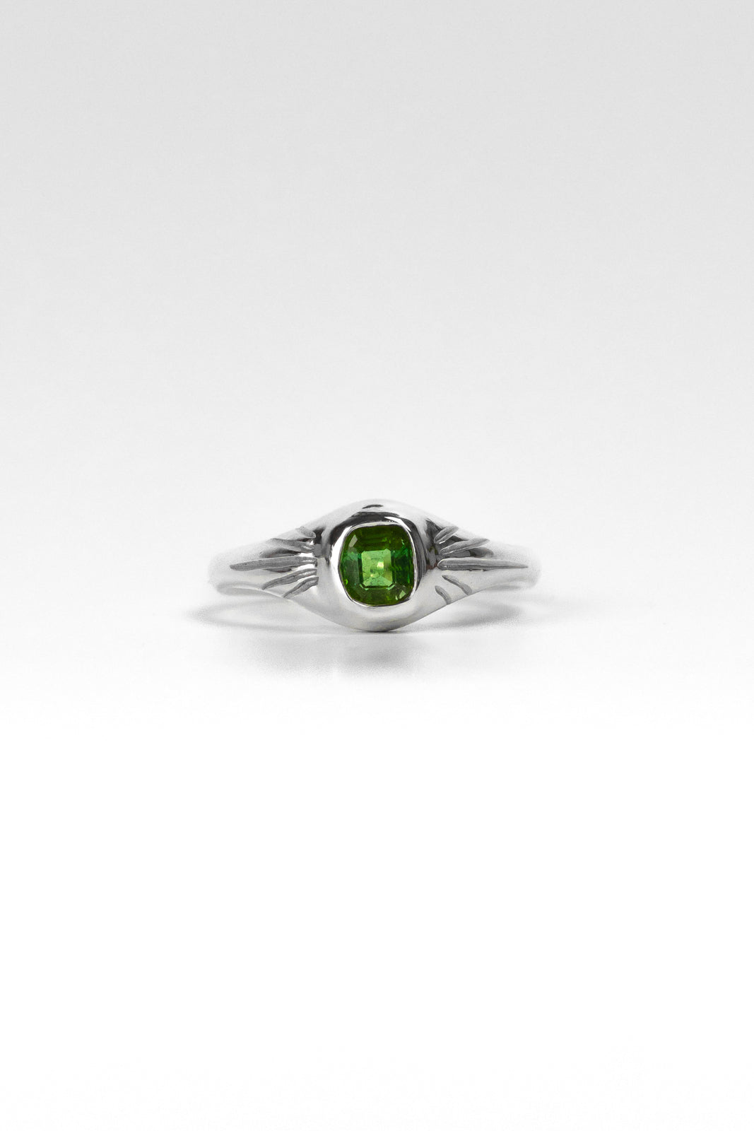 GODDESS RING
