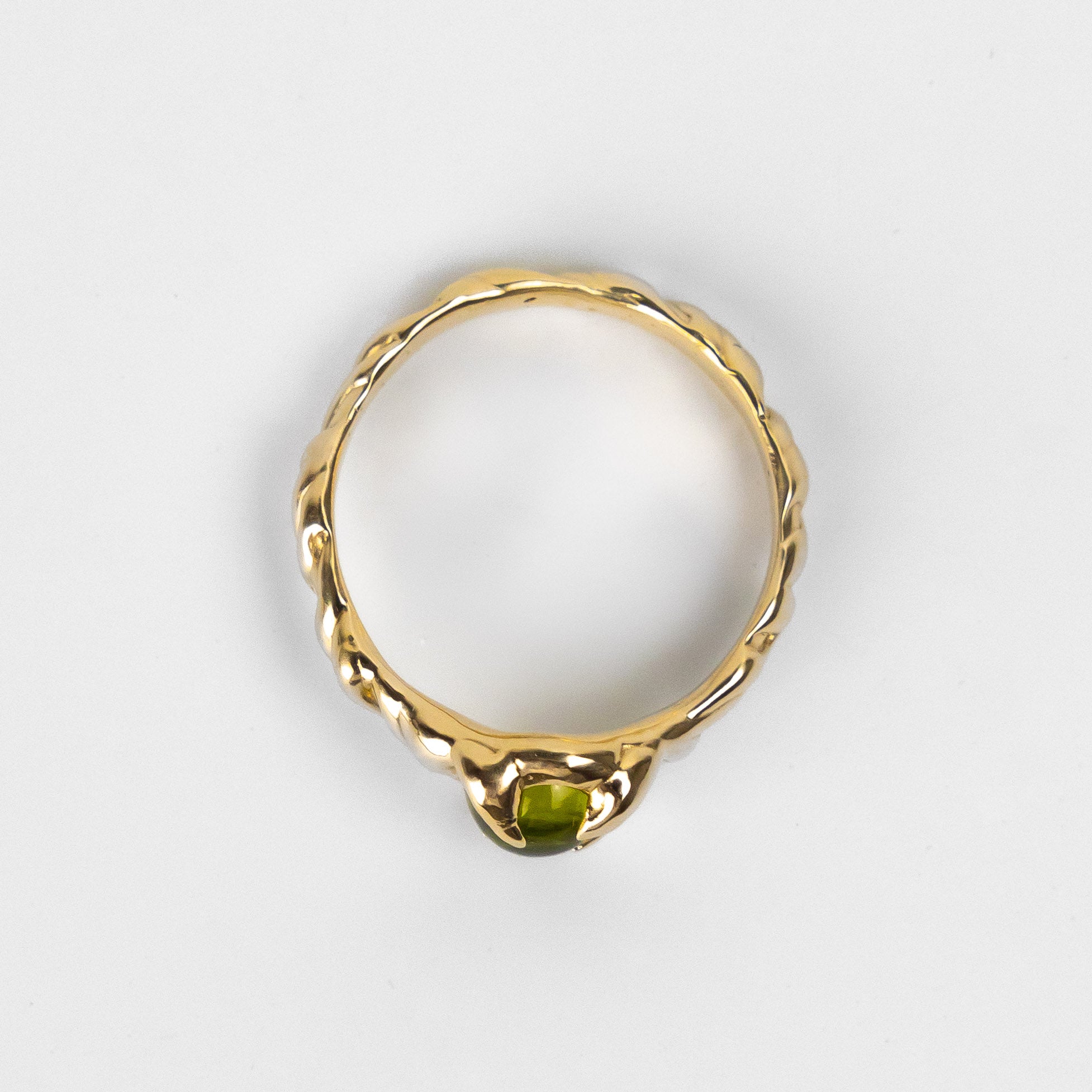 PERIDOT WAVE RING - Size M