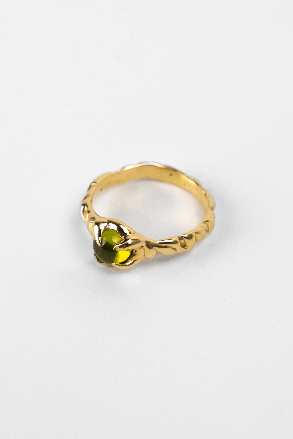 PERIDOT WAVE RING - Size M - Neij Jewellery