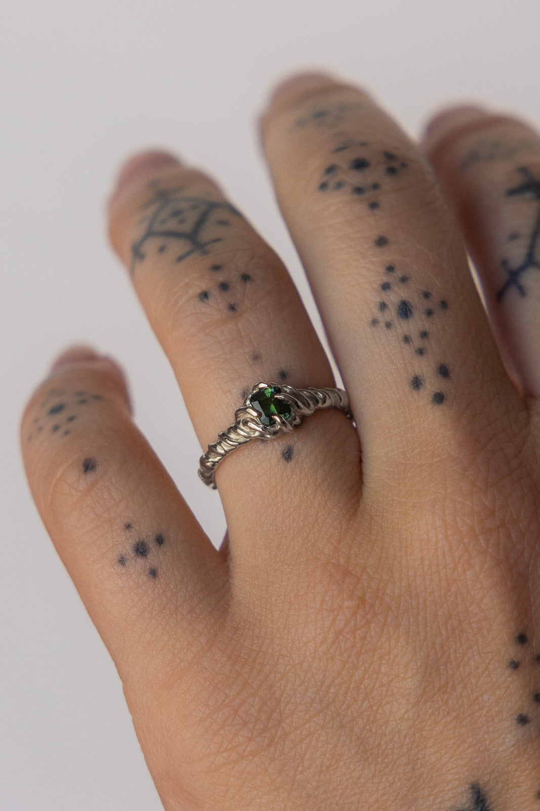 TOURMALINE WAVE RING | WHITE GOLD - Neij Jewellery, Rings