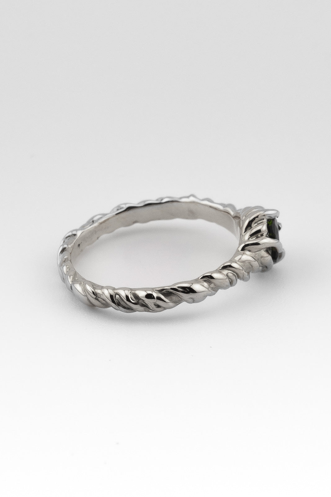 TOURMALINE WAVE RING | WHITE GOLD - Neij Jewellery, Rings