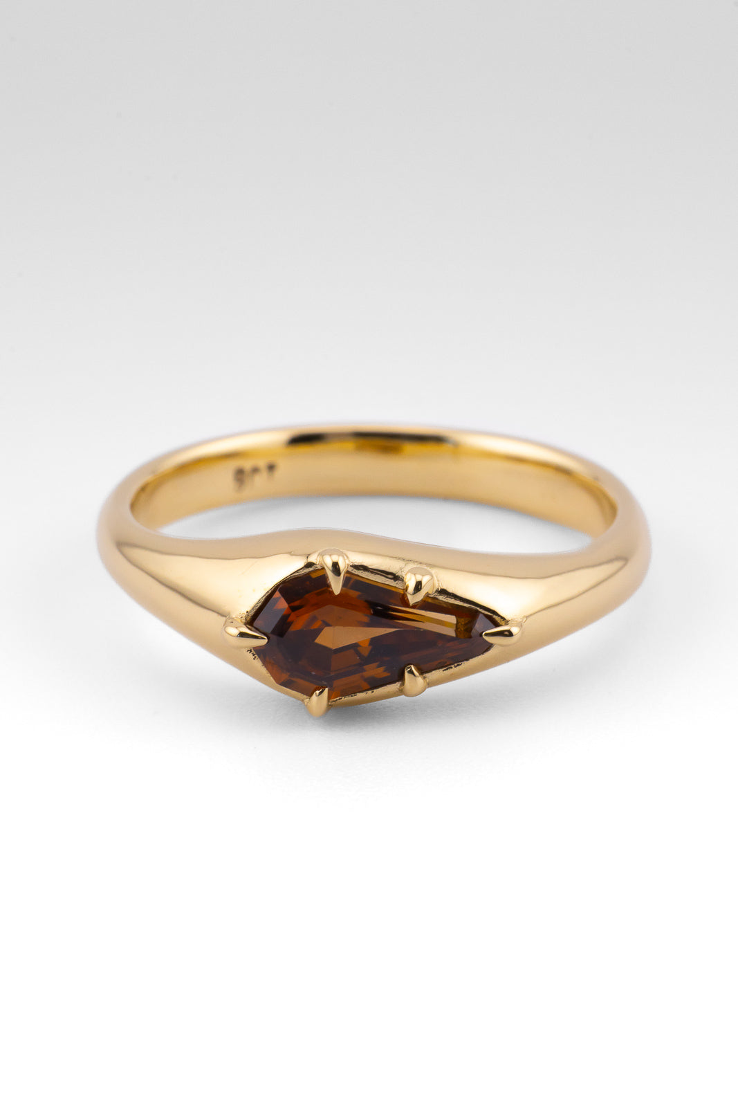 VESTA | SOLID GOLD