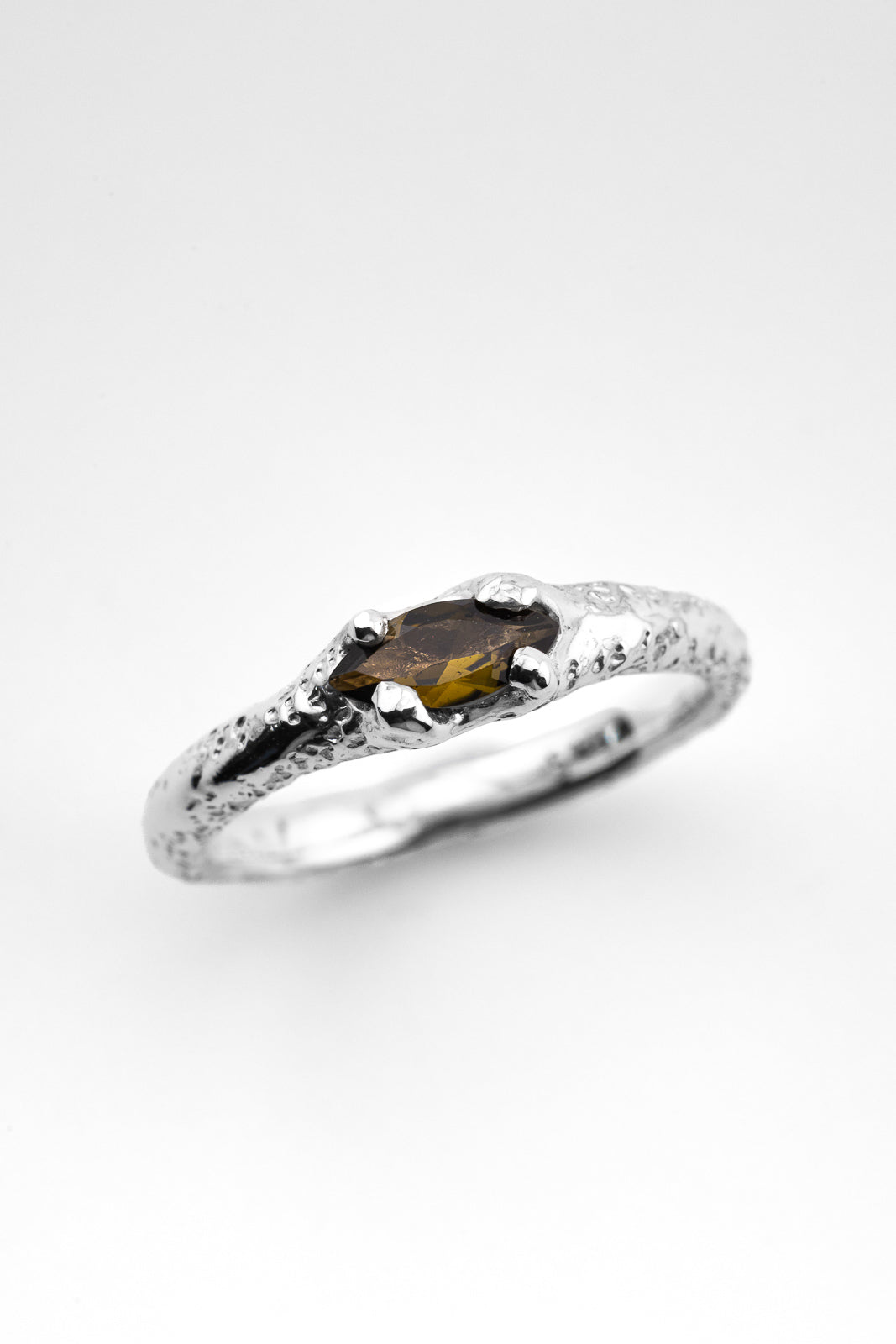 LUMEN | SILVER