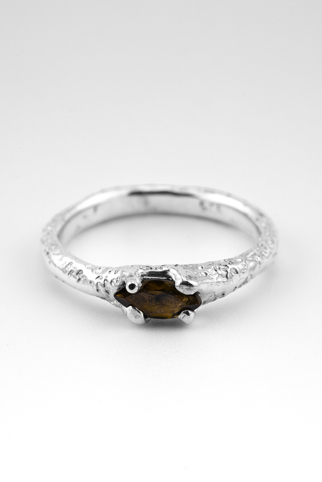 LUMEN | SILVER