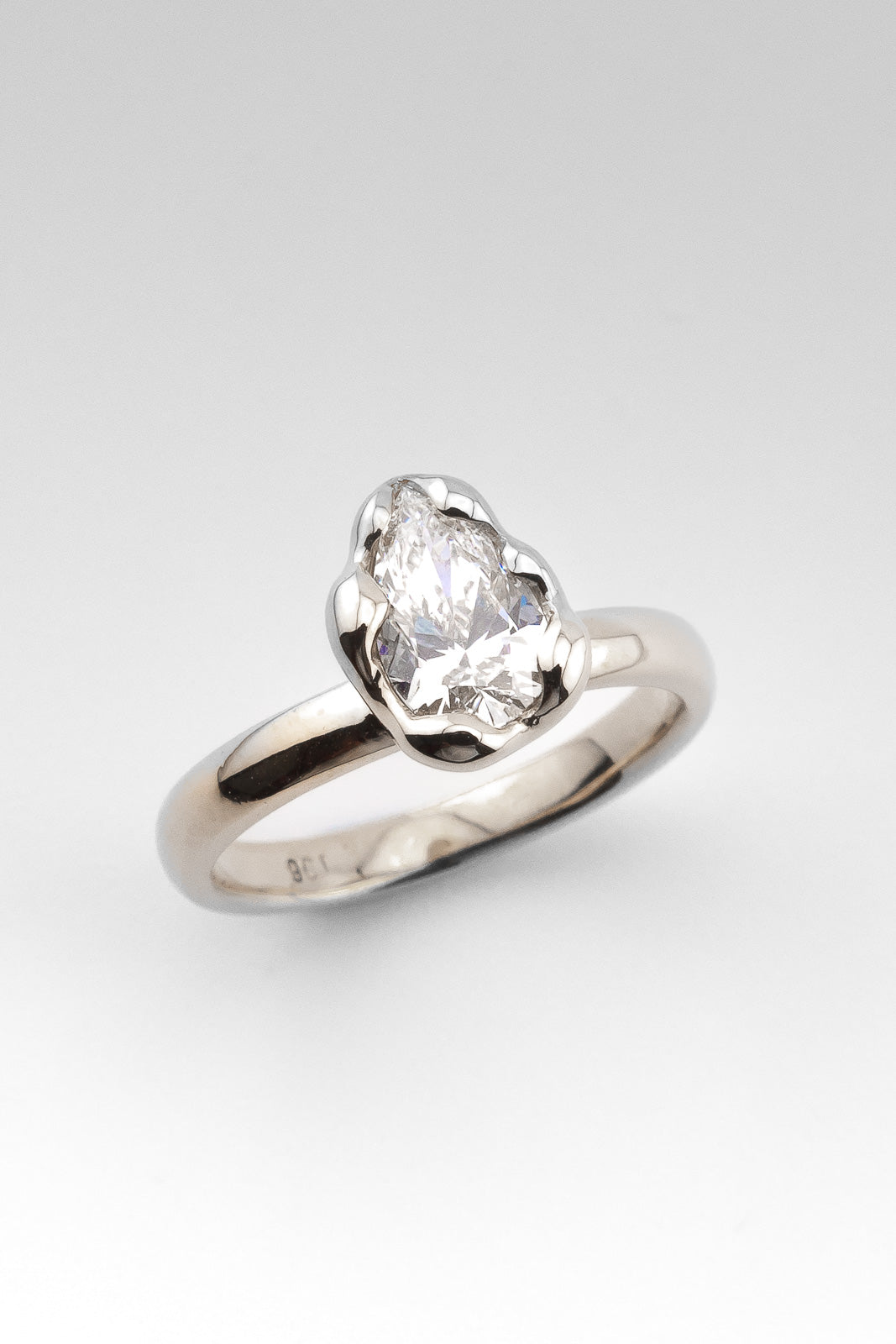 LUNE | WHITE GOLD - Neij Jewellery, Rings