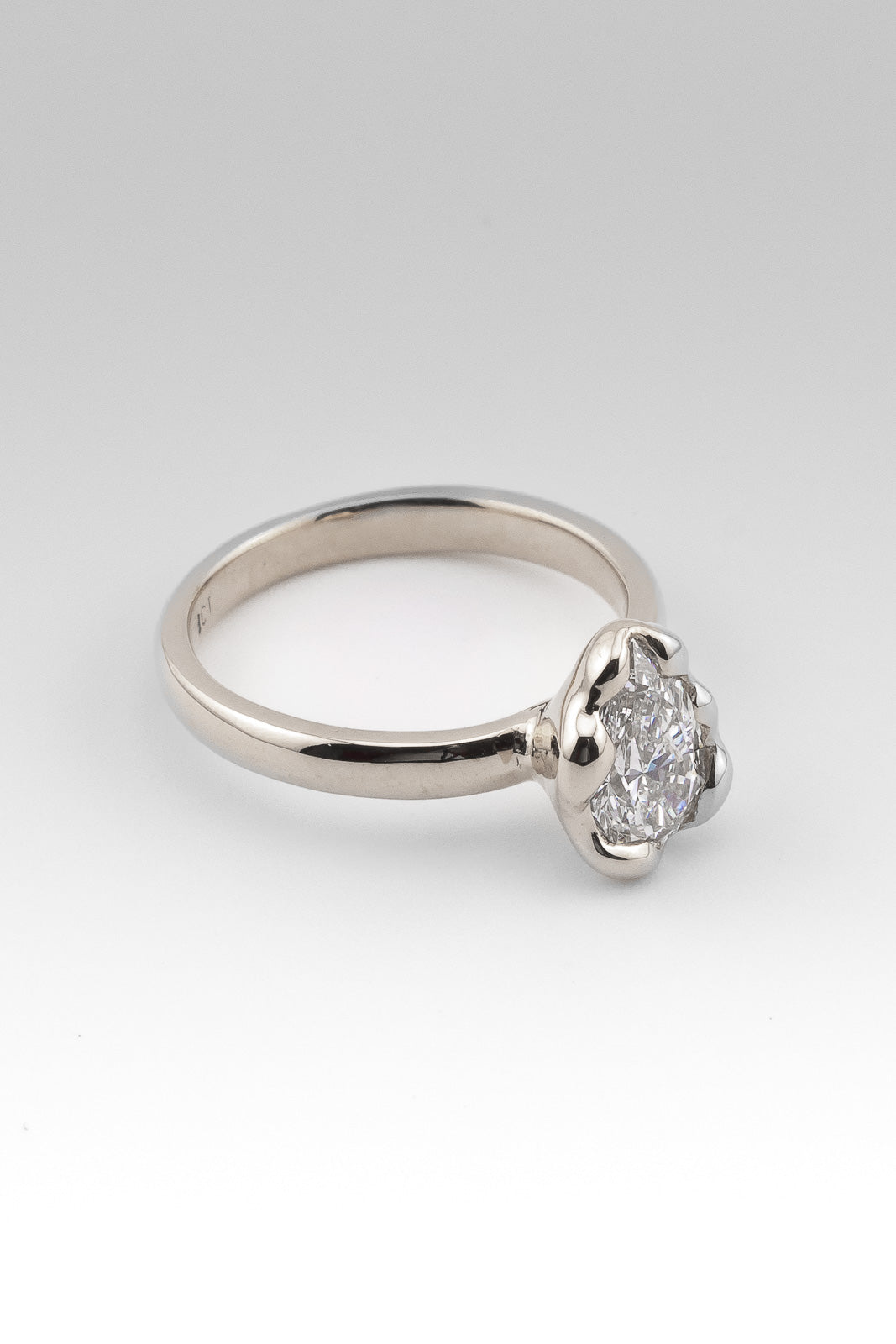 LUNE | WHITE GOLD - Neij Jewellery, Rings