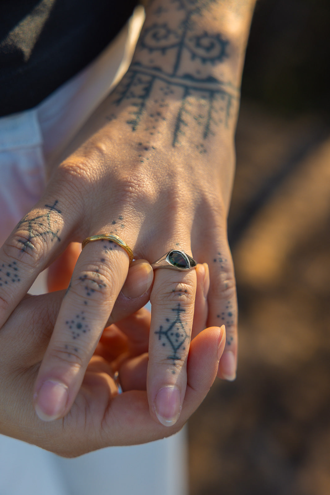 VINO no.2 | WHITE GOLD