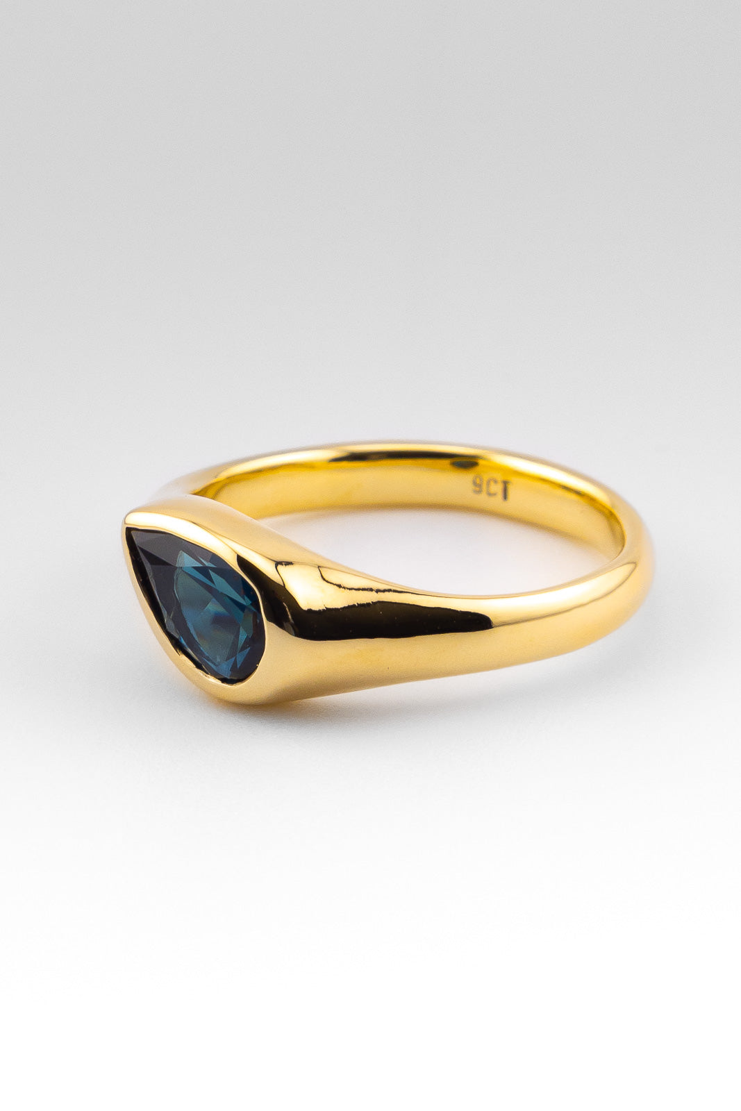 VINO no.2 | SOLID GOLD