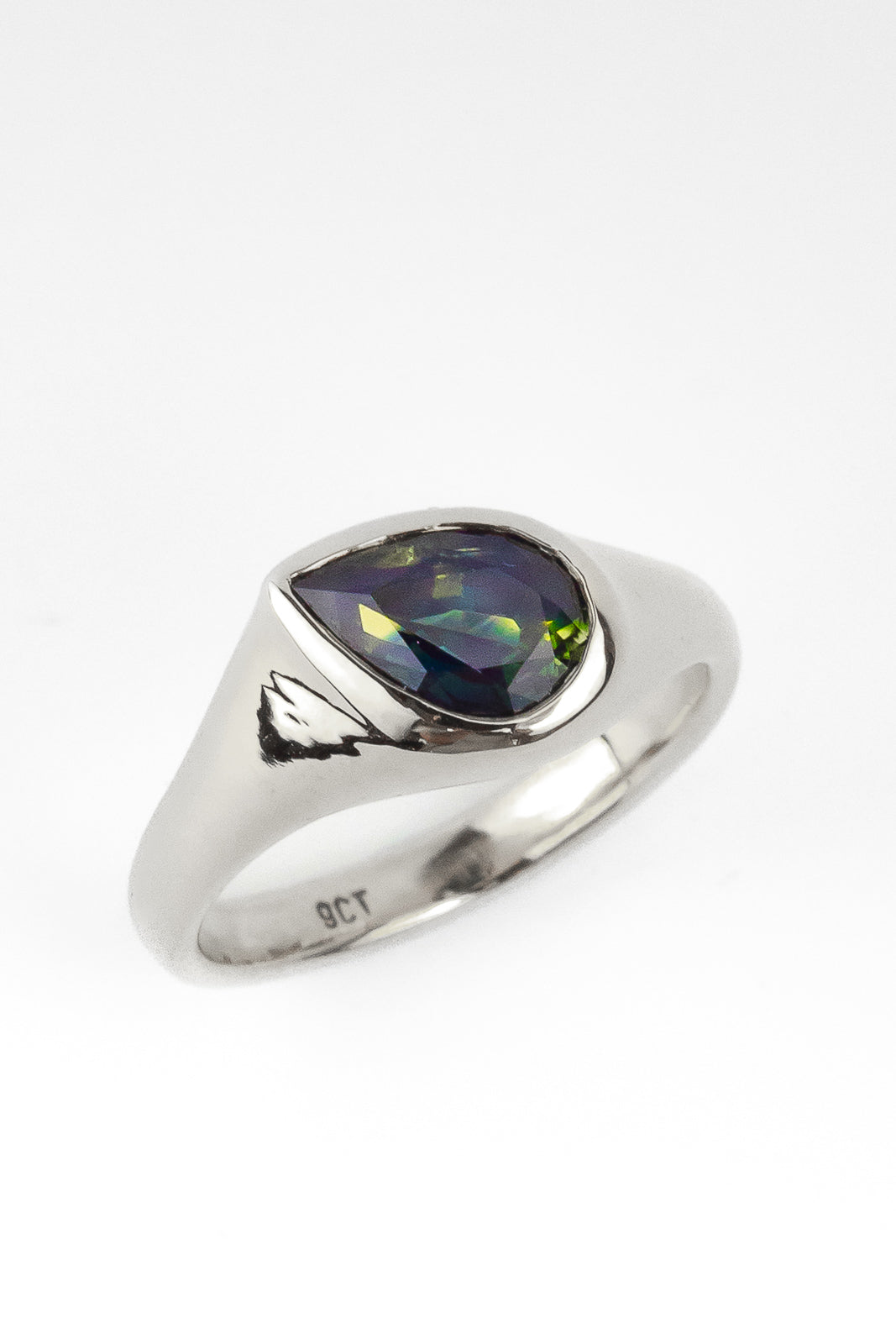 VINO no.2 | WHITE GOLD