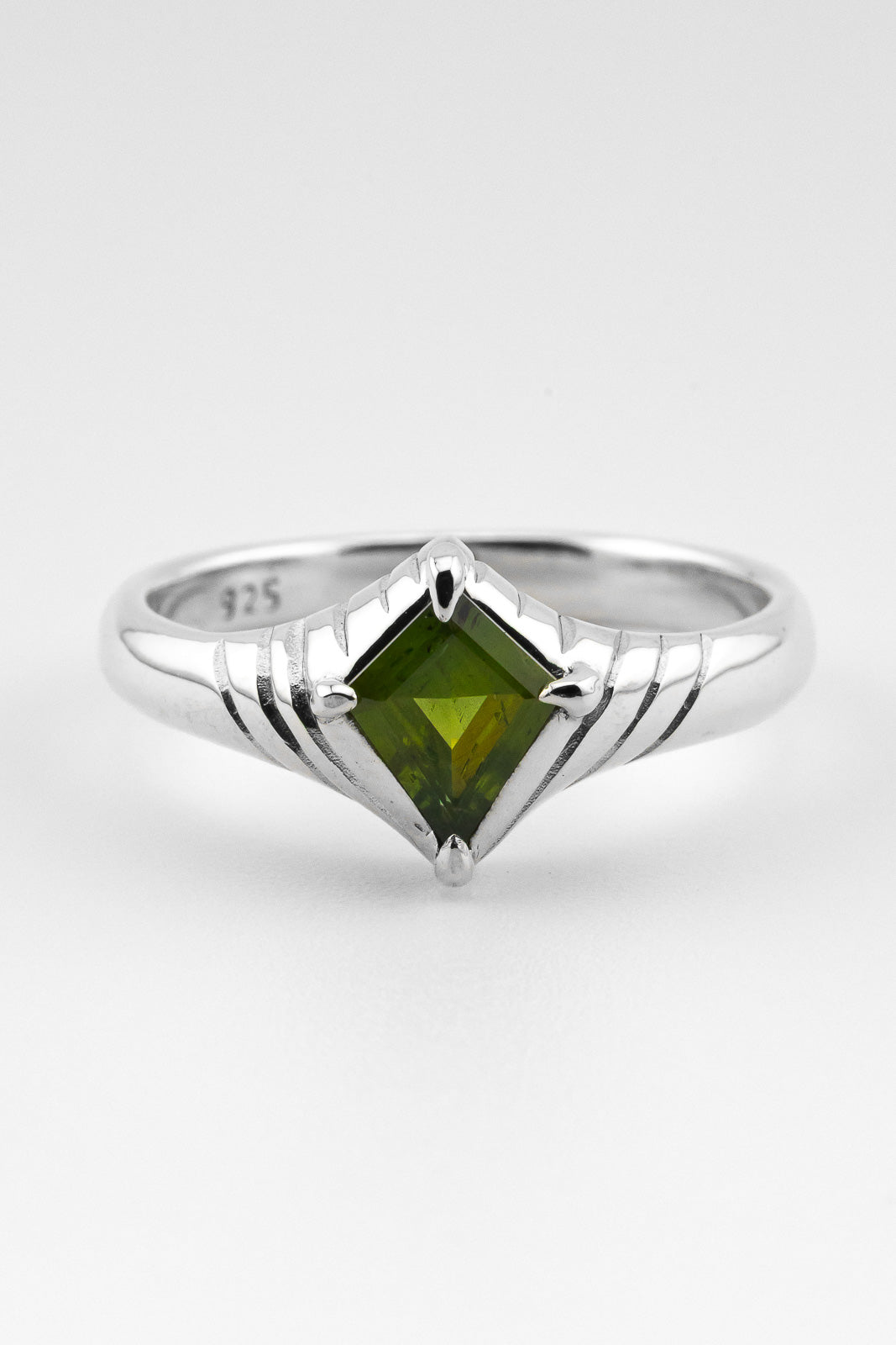 ESKER | SILVER