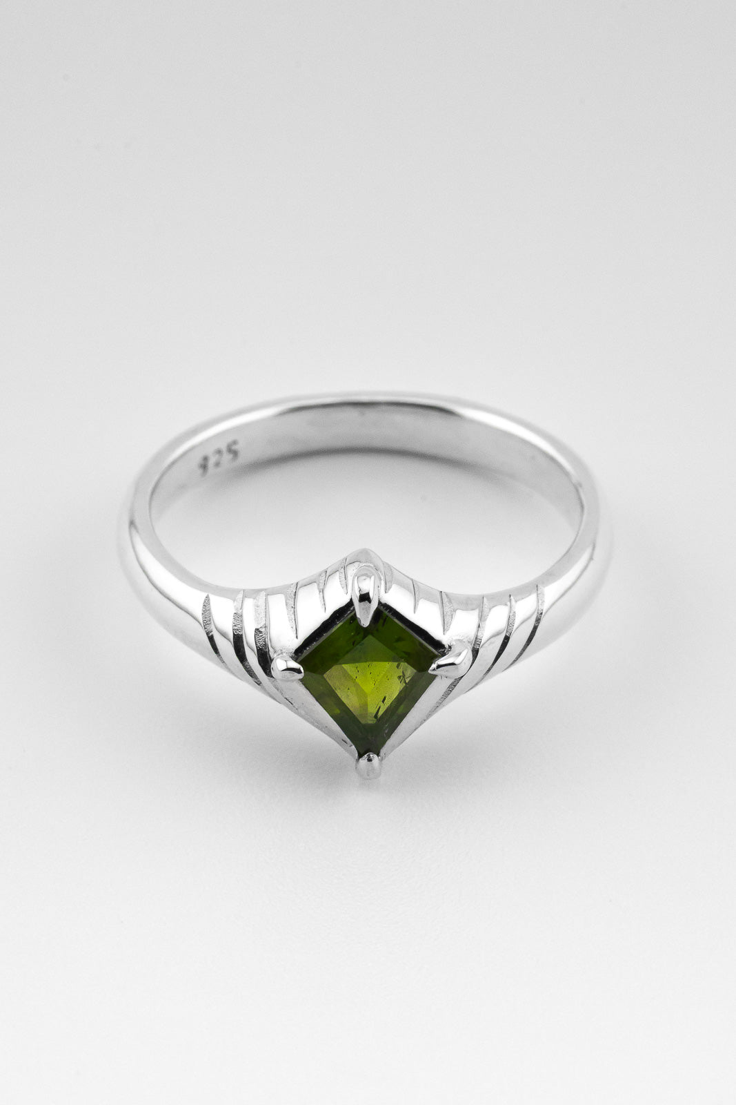 ESKER | SILVER