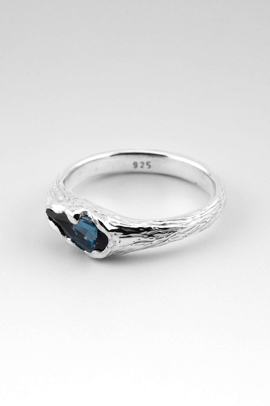 WAKE | SILVER