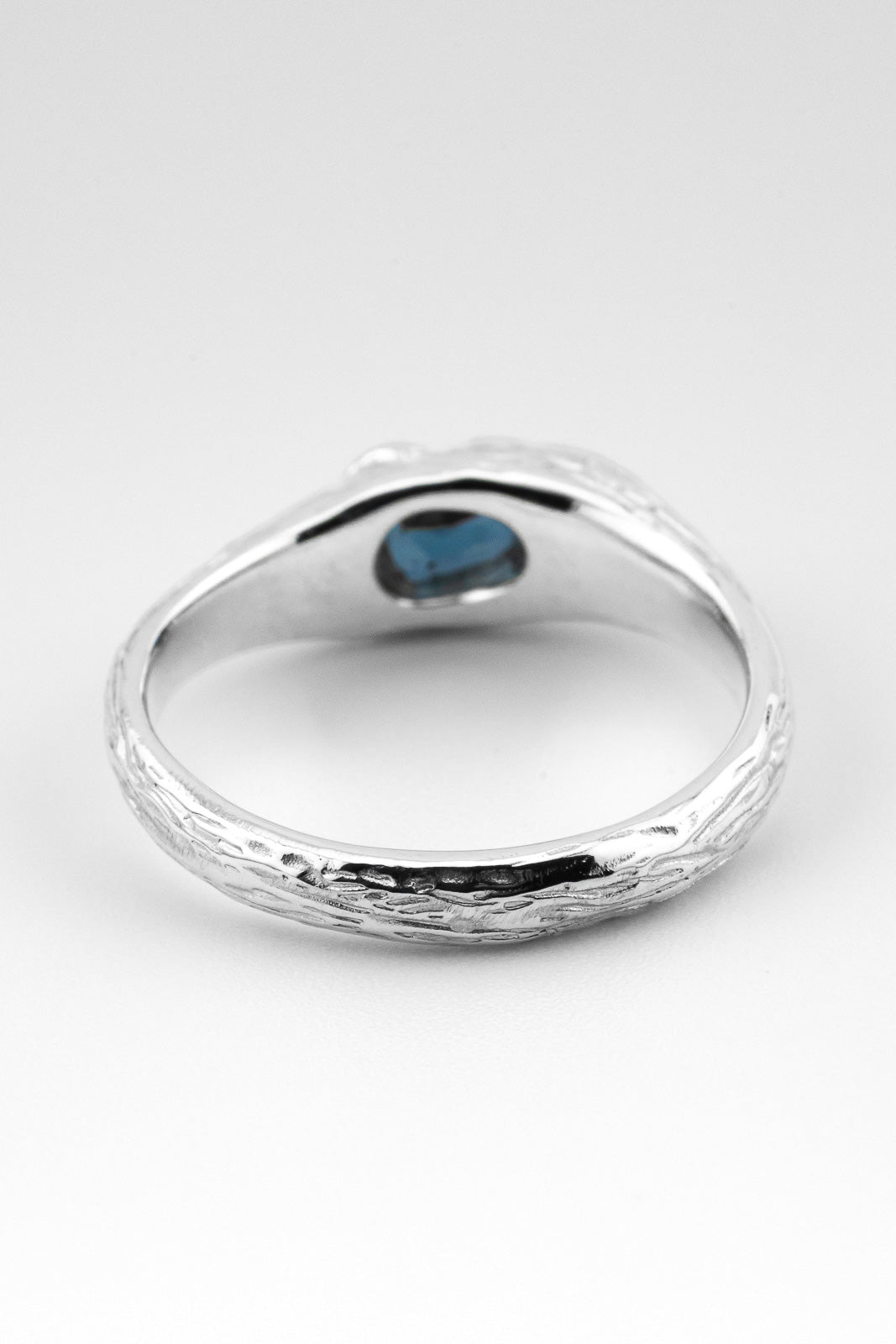 WAKE | SILVER