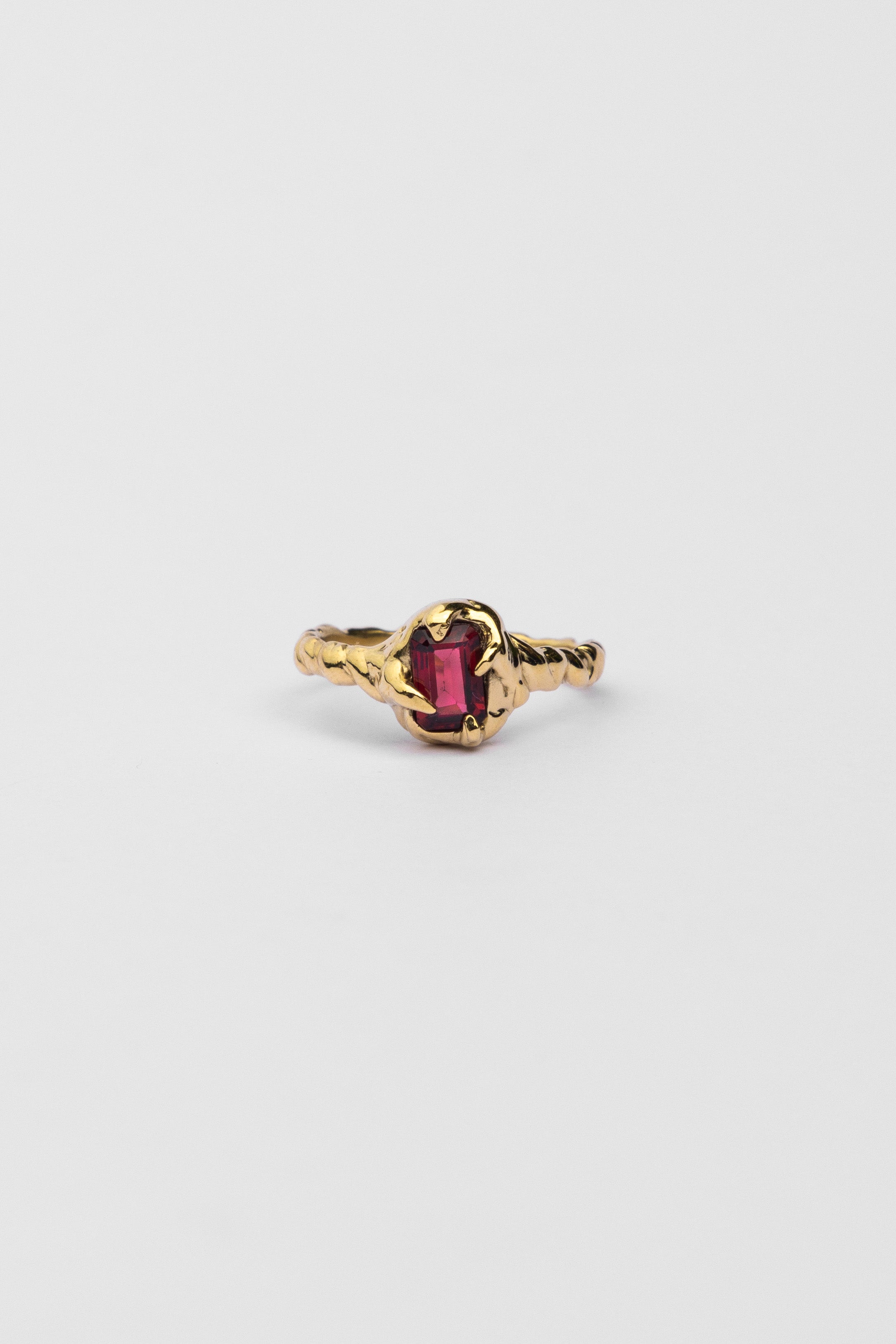 GARNET WAVE RING - Neij Jewellery