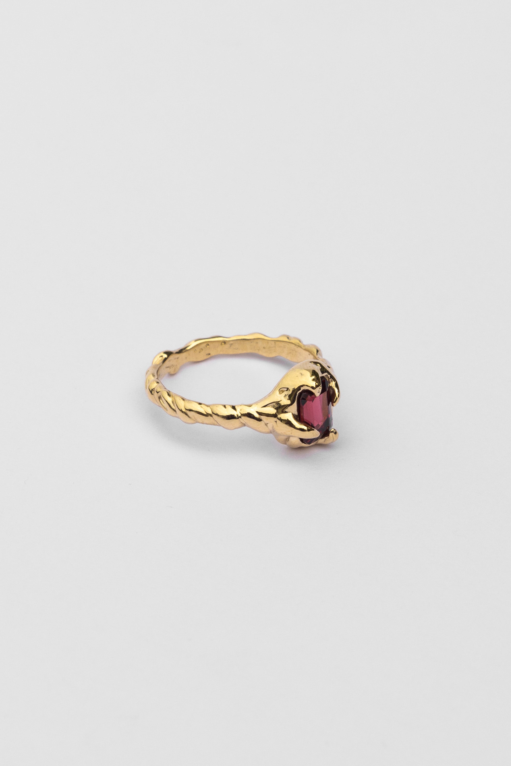 GARNET WAVE RING - Neij Jewellery