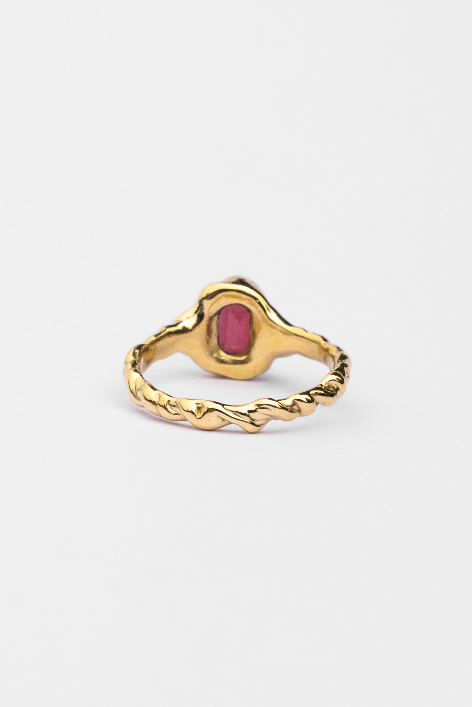 GARNET WAVE RING - Neij Jewellery